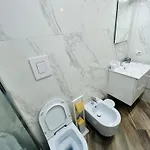 Donn'anna Center Luxury